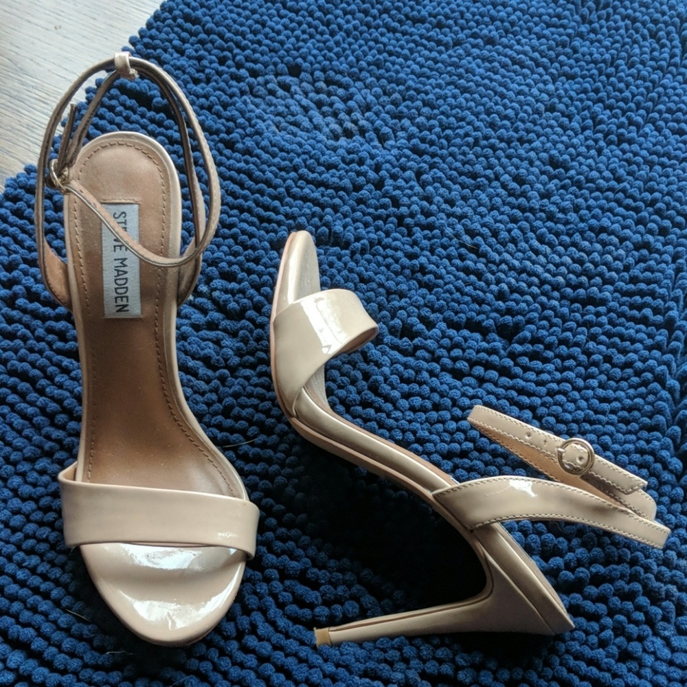 Nude strappy sandals